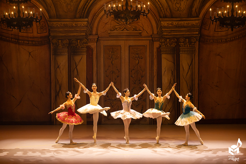 발레 잠자는 숲속의 미녀6.png